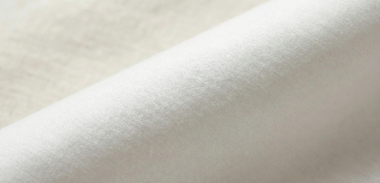 High-quality hotel bedding fabric detail